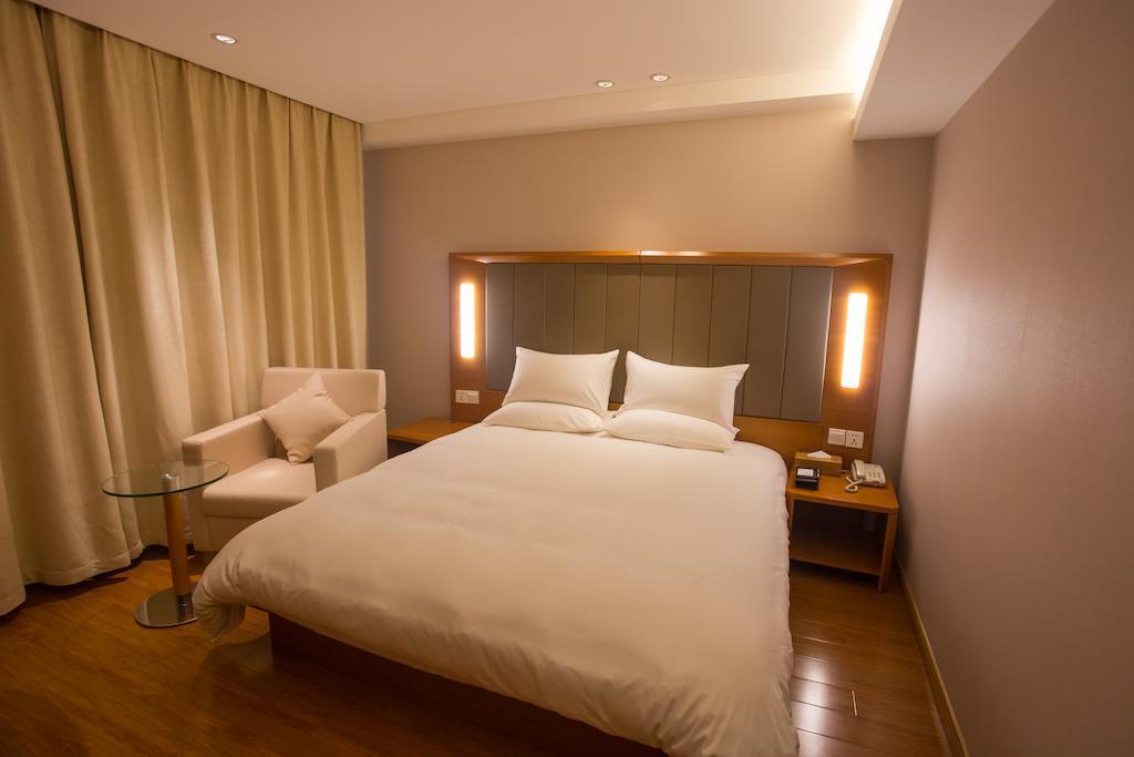 Ji Hotel Shanghai Railway Station West Tianmu Road Екстер'єр фото