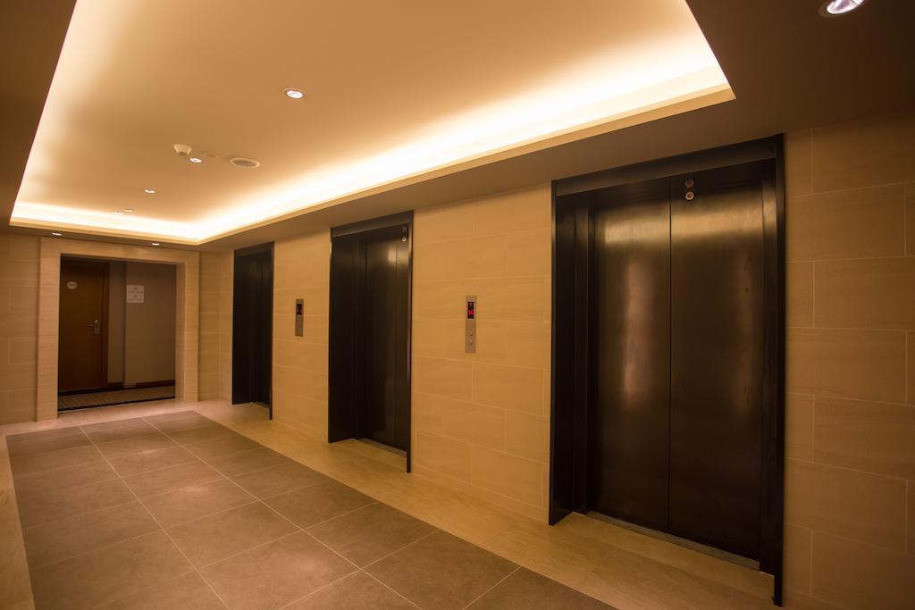 Ji Hotel Shanghai Railway Station West Tianmu Road Екстер'єр фото