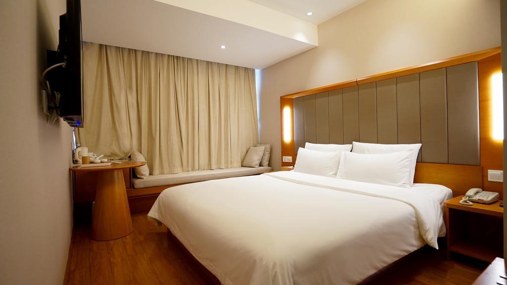 Ji Hotel Shanghai Railway Station West Tianmu Road Екстер'єр фото